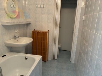 Predám 2 izbový byt Dubnica nad Váhom, pod Kaštieľom - 2
