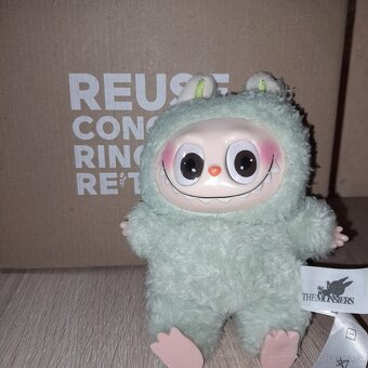 Labubu - 2
