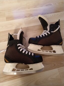 Korčule BAUER Supreme one 4 - 2