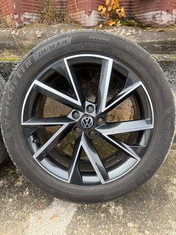 disky Škoda “Vega” R19 + letné Michelin - 2