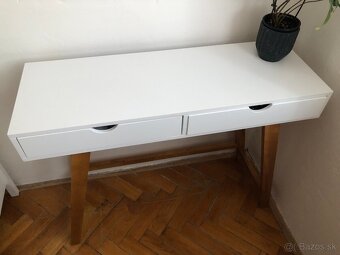 písací stôl - 2
