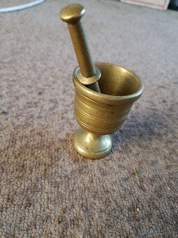 Mažiare mosadzné - 2