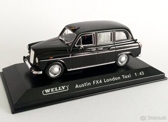 1:43 Austin FX4 - 2