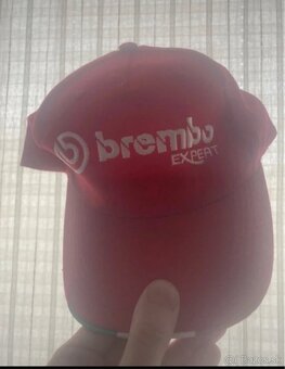 Červená šiltovka Brembo - 2
