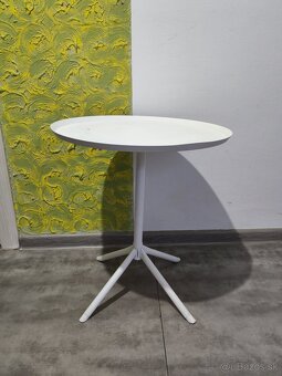 Stolík biely - 2