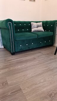 Pohovka štýlu chesterfield - 2