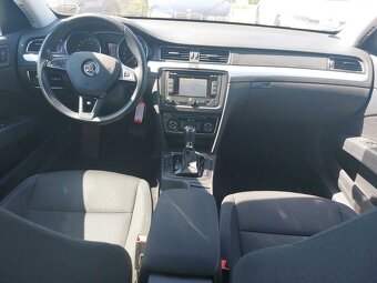 Škoda Superb Combi 2.0 TDI DSG - 2