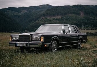 Lincoln Towncar - 2
