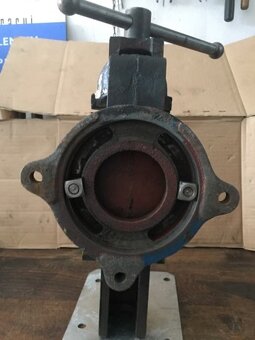 Otočný zverák 125mm - 2