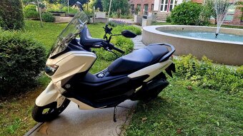 🛵 Yamaha NMAX 125 – TOP STAV, 1. majiteľ, r. v. 04/2020 - 2