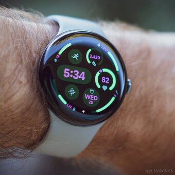 Predám Google pixel watch 3 v záruke + remienok a púzdro - 2
