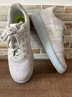 Tenisky Nike Sneakersy AF1 Crater Flyknit (GS) DH3375 101 Si - 2