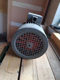 Elektromotor 1,1 kw - 2