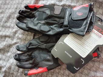 Rukavice na motorku Alpinestar. - 2