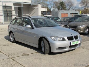 BMW Rad 3 Touring 318 i - 2
