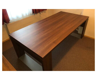 Masívny kancelársky stôl - orech - 2