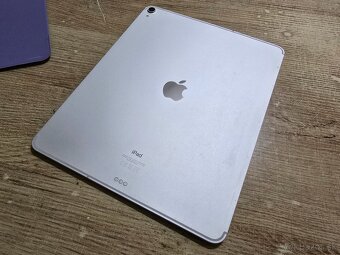 Ipad pro 12.9 palcovy 256gb s perom plnefunkcny ma len jemne - 2