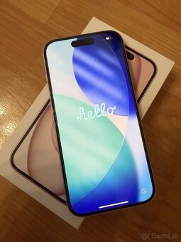 iPhone 15 128 GB ružový - 2