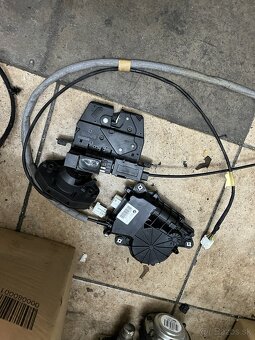 Retrofit el. Kufor BMW 7 F01 F02 - 2