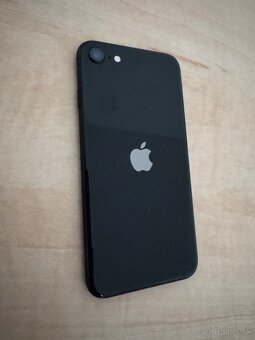 iPhone SE 2020 - 2