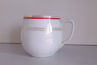 Šálky, taniere po babičke - 2