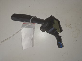 Prepínacia páčka VW Caddy - 2