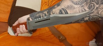 Rambo nôž - 2