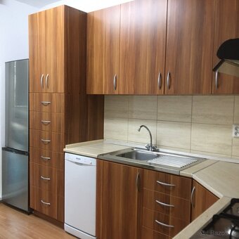 V Seredi prenajmem 3 izbový byt - 2