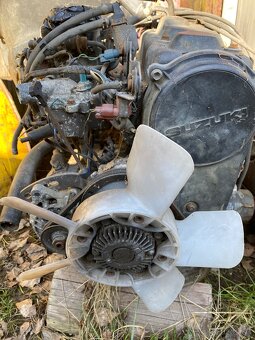 Suzuki samurai 1.3i - 2