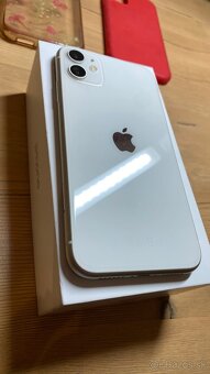 IPhone 11. 64GB - 2