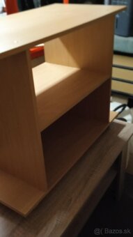 Stolík pod televízor - 2