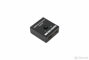 Obojsmerný prepínač HDMI - 2