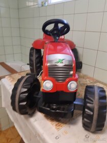 šlapací traktor - 2