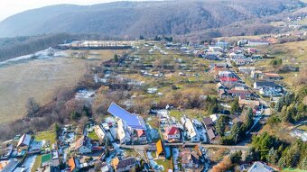 Stavebný pozemok pre RD v obci Pitelová / Žiar nad Hronom - 2