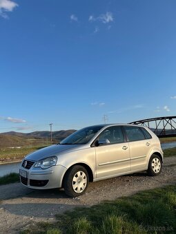 Volkswagen Polo - 2