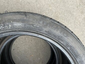 275/40r20 - 2
