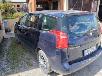 Peugeot 5008 - 2