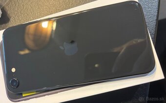 📱 Predám iPhone SE 2020 – 128 GB | Dobrý stav | 115 € - 2