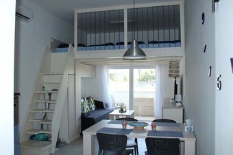 Apartmán v Chorvátsku pri Splite 100 metrov od mora. - 2