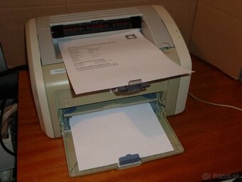 Predám čiernobielu laserovú tlačiareň HP LaserJet 1020 - 2
