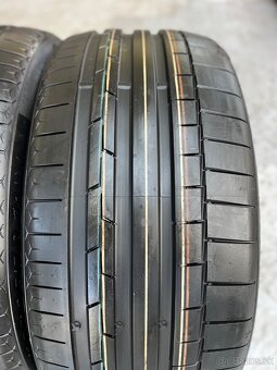 255/35 R21 - 2