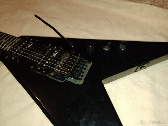 Elektricka Gitara - 2