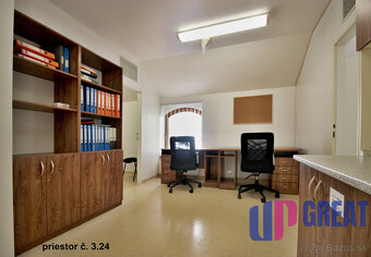 PRENÁJOM ambulancia/služby 36,10 m2, Piešťany, Winterova ul. - 2