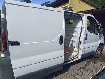 Opel Vivaro - 2