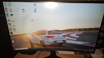 Predám PC + monitor a príslušenstvo - 2