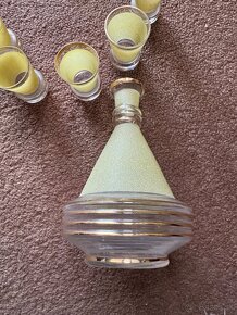 Karafa na alkohol s poharikmi 10 - 2