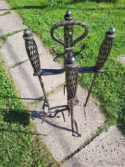 Predám kované krbové náradie. - 2