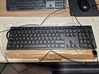 Predám klávesnicu dell a myš - 2