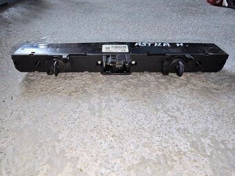 Vypínač výstražných svetiel Opel Astra H 13100107 - 2