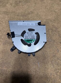 Predám použitý ventilátor procesora do notebooku Dell 15 - 2